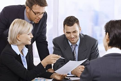 信用卡逾期多久开始计逾期？